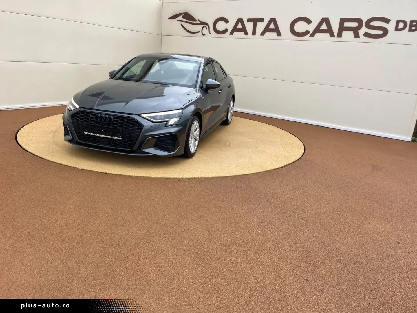 Audi A3  2.0TDI  116CP  LED  Navi  Distronic  Cockpit  CarPl