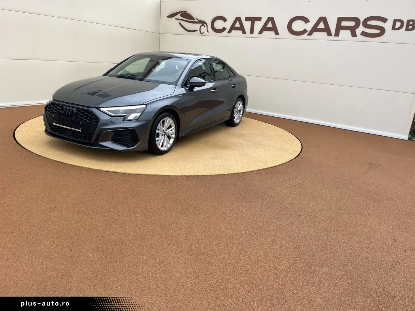 Audi A3  2.0TDI  116CP  LED  Navi  Distronic  Cockpit  CarPl