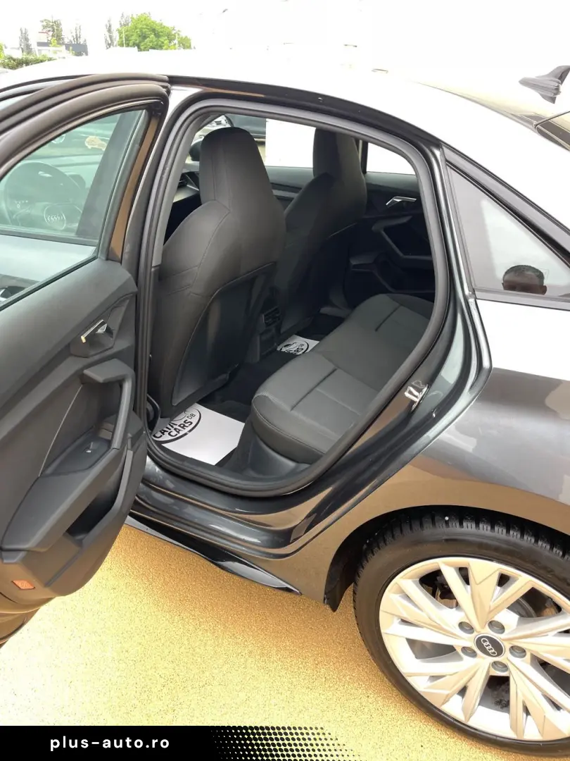 Audi A3  2.0TDI  116CP  LED  Navi  Distronic  Cockpit  CarPl