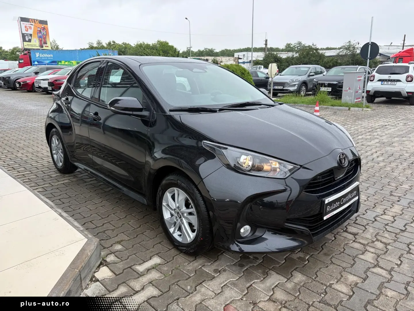 TOYOTA YARIS 1.5 Hybrid Active   Car No 136
