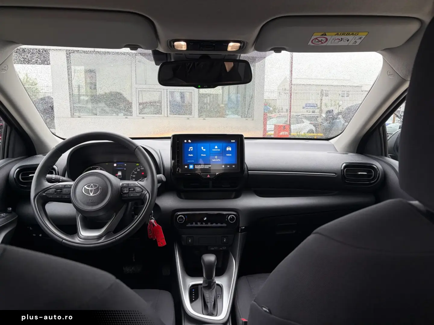 TOYOTA YARIS 1.5 Hybrid Active   Car No 136