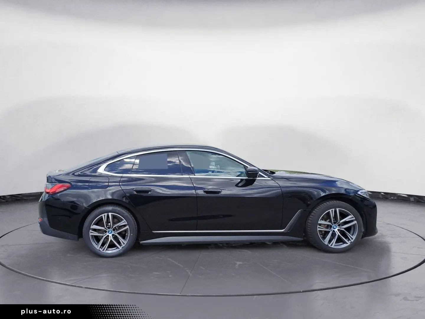 BMW i4 eDrive35