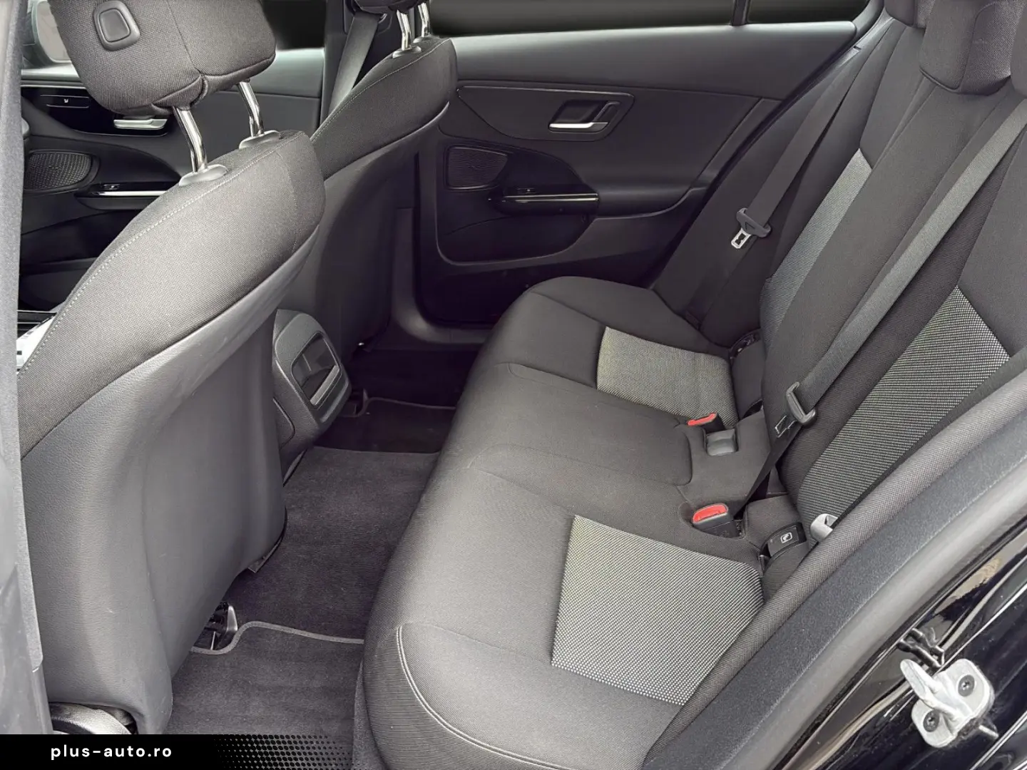 MERCEDES-BENZ C 200d