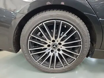 MERCEDES-BENZ C 220d T 4M AMG Line