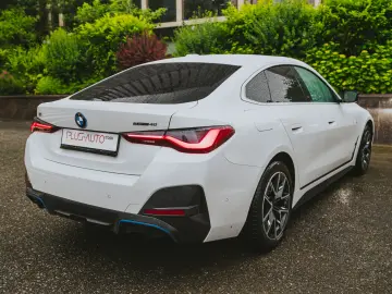 BMW i4 eDrive40