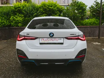 BMW i4 eDrive40