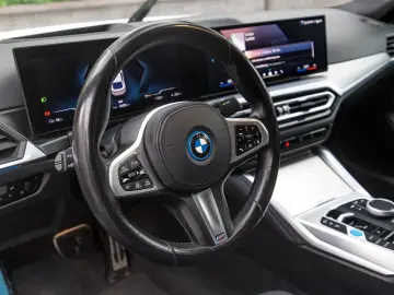 BMW i4 eDrive40
