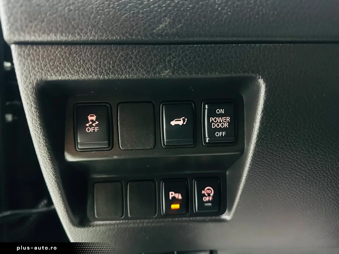 NISSAN X-TRAIL 2015 1.6D E6 Garantie 12 Luni Rate Avans 0 Do