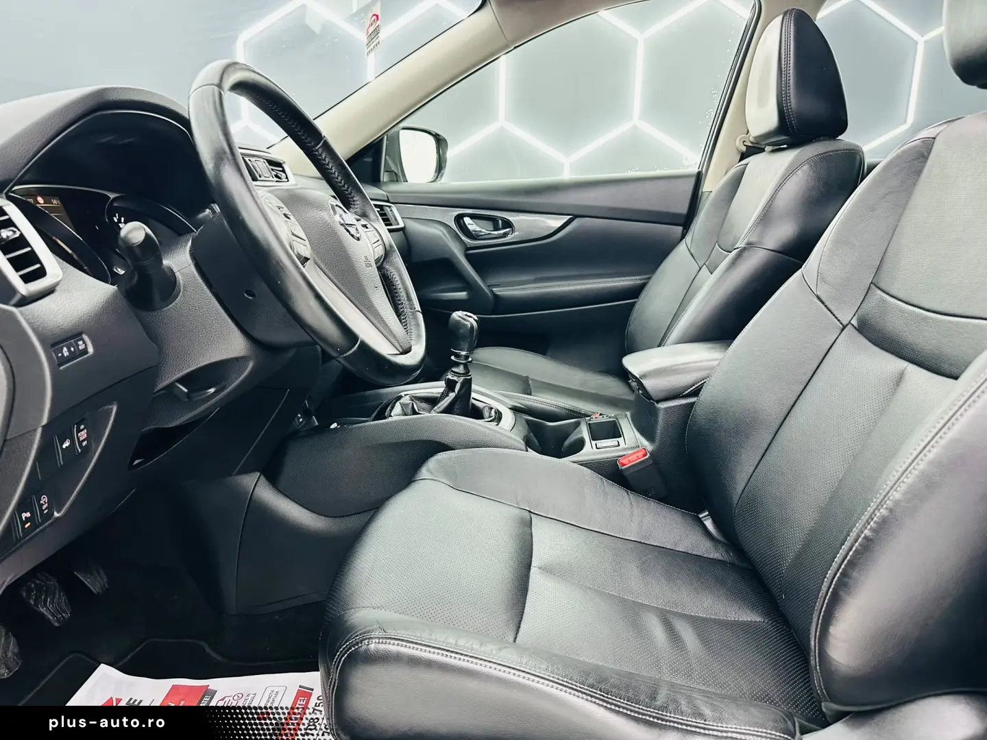 NISSAN X-TRAIL 2015 1.6D E6 Garantie 12 Luni Rate Avans 0 Do