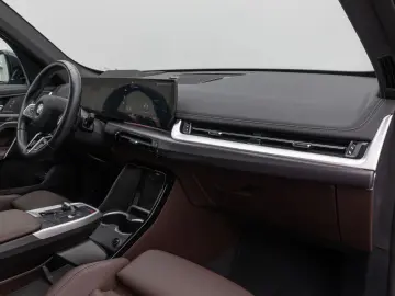 BMW X1 xD23i M Sport Panorama 360 HUD DAB AHK Komfor