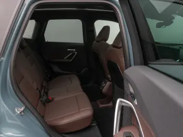 BMW X1 xD23i M Sport Panorama 360 HUD DAB AHK Komfor