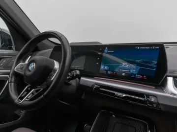 BMW X1 xD23i M Sport Panorama 360 HUD DAB AHK Komfor