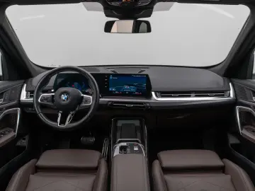 BMW X1 xD23i M Sport Panorama 360 HUD DAB AHK Komfor