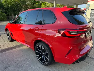BMW X5 M Competition M-DriveFondEntertDABSportabgasa