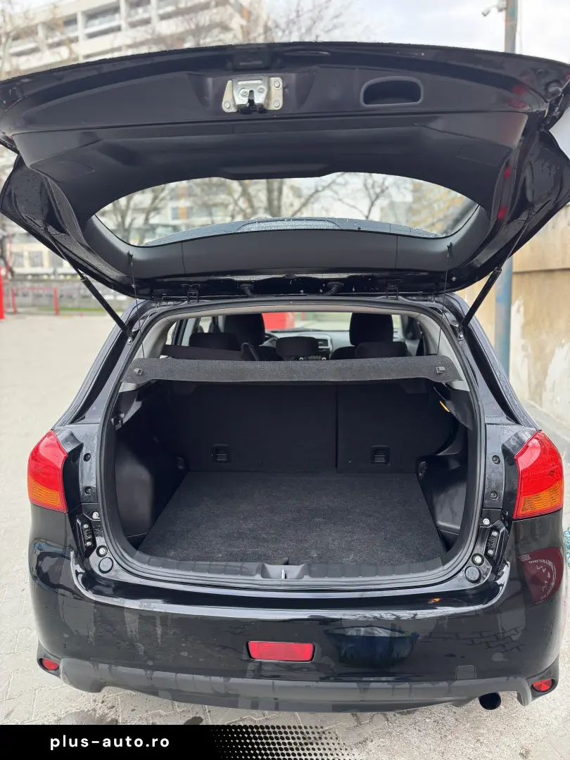 Mitsubishi ASX