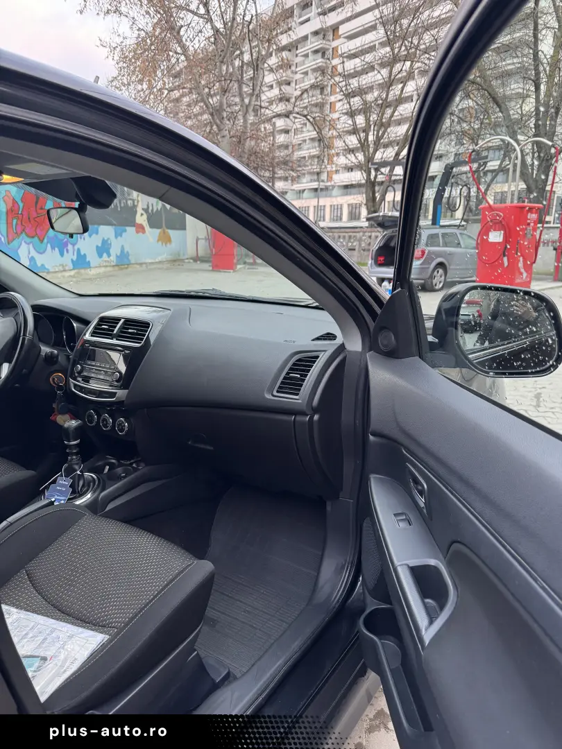 Mitsubishi ASX