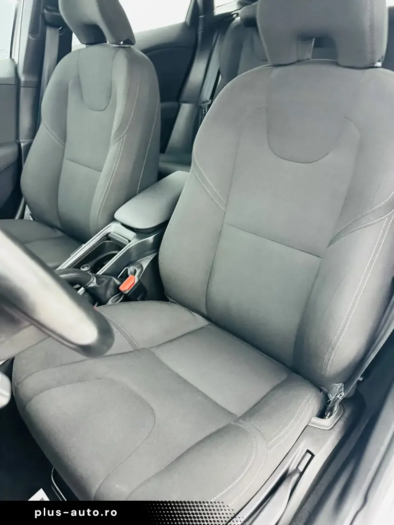 VOLVO V40 2015 1.6D E5 Garantie 12 Luni Rate Avans 0 Doar Cu