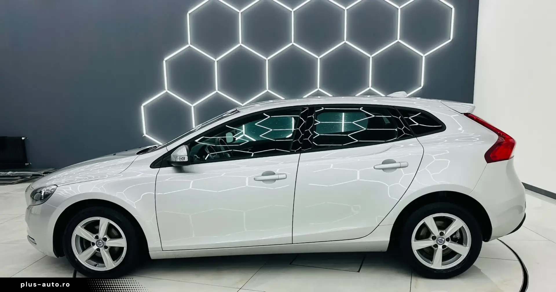 VOLVO V40 2015 1.6D E5 Garantie 12 Luni Rate Avans 0 Doar Cu