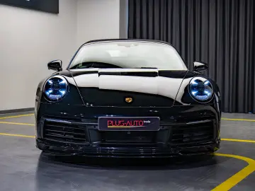 Porsche 992 Carrera 4 S