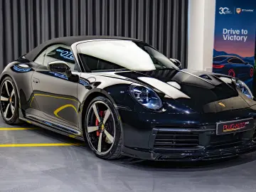 Porsche 992 Carrera 4 S