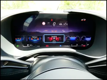 MERCEDES-BENZ AMG GT 63 4M  PREMIUM SITZ-KLIMA PANO …