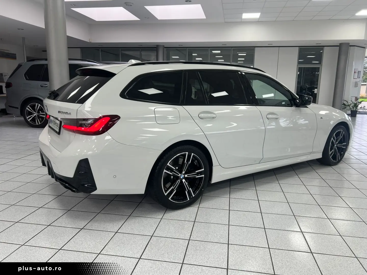 BMW M340d xD FACELIFT PANO HUD SHADOW KEYL MEMO 360