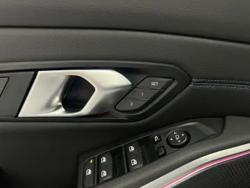 BMW M340d xD FACELIFT PANO HUD SHADOW KEYL MEMO 360
