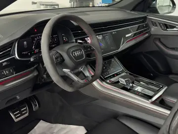 AUDI RSQ8 4.0 TFSI quattro  PANO MATRIX B&O AGA