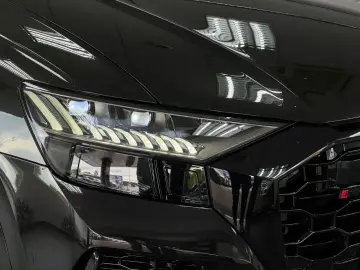 AUDI RSQ8 4.0 TFSI quattro  PANO MATRIX B&O AGA
