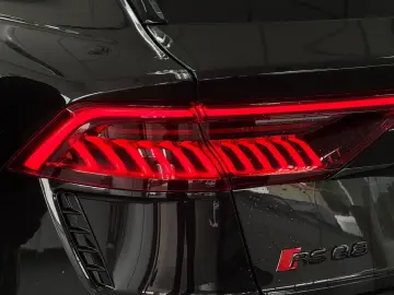 AUDI RSQ8 4.0 TFSI quattro  PANO MATRIX B&O AGA