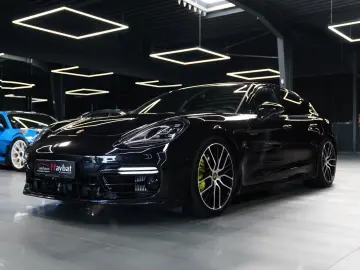 PORSCHE Panamera Sport Turismo 4 E Platinum-Sport Design