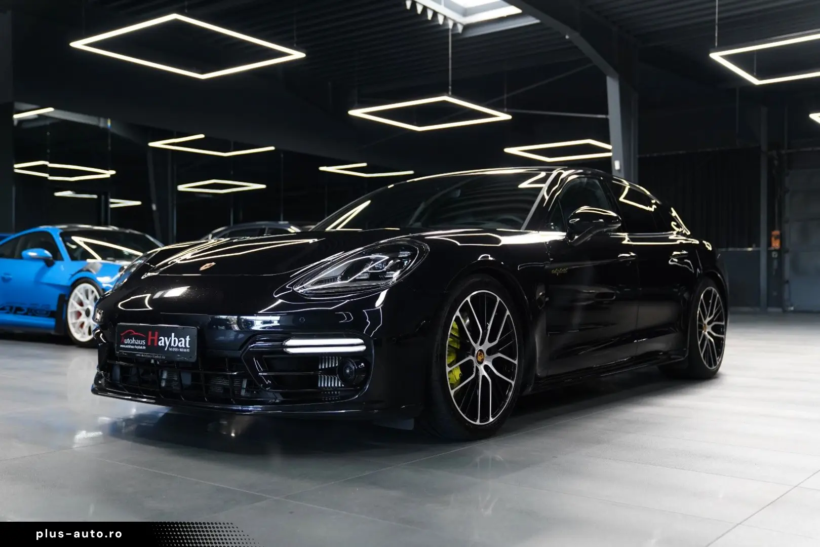 PORSCHE Panamera Sport Turismo 4 E Platinum-Sport Design