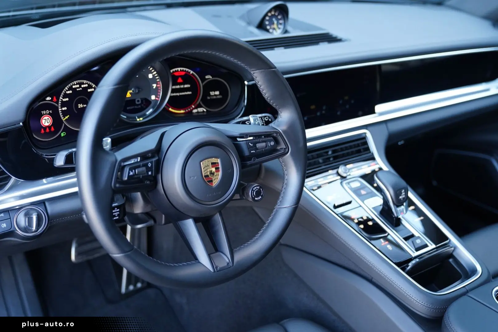 PORSCHE Panamera Sport Turismo 4 E Platinum-Sport Design