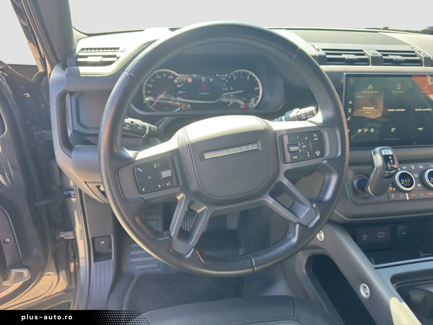 LAND ROVER Defender 110 D300 X-Dynamic HSE Heap-Up Matrix