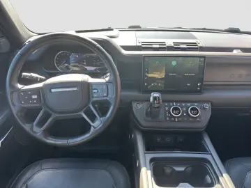 LAND ROVER Defender 110 D300 X-Dynamic HSE Heap-Up Matrix