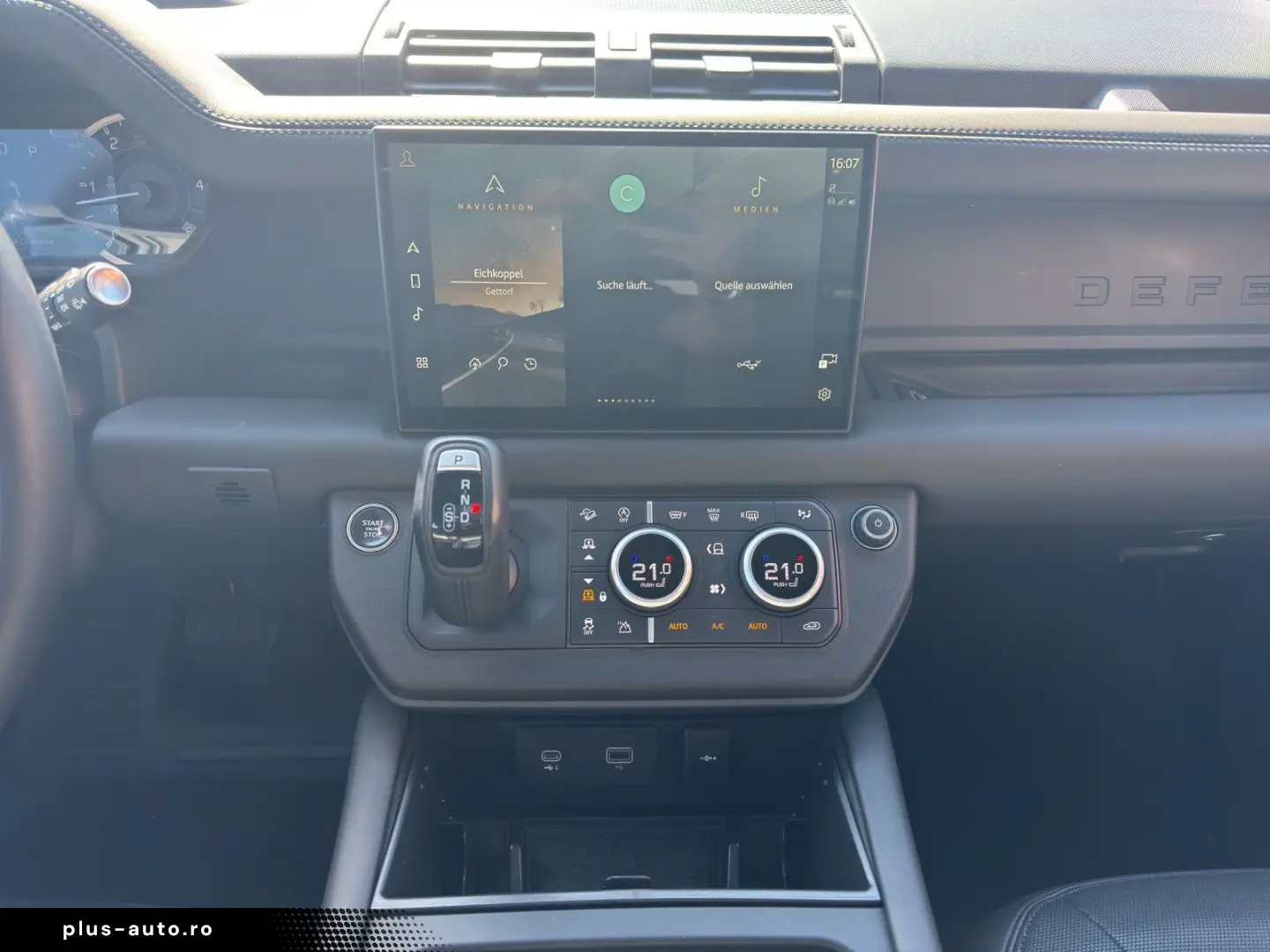 LAND ROVER Defender 110 D300 X-Dynamic HSE Heap-Up Matrix