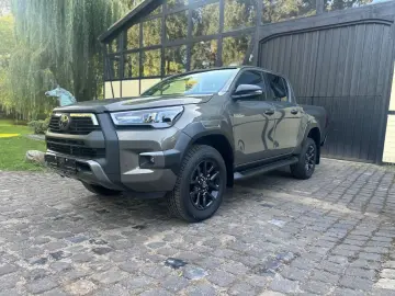 TOYOTA Hilux 2.8 D-4D 4Wd Invincible JBL ACC RFK Oxyd