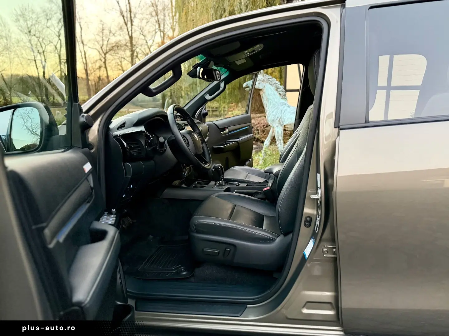 TOYOTA Hilux 2.8 D-4D 4Wd Invincible JBL ACC RFK Oxyd