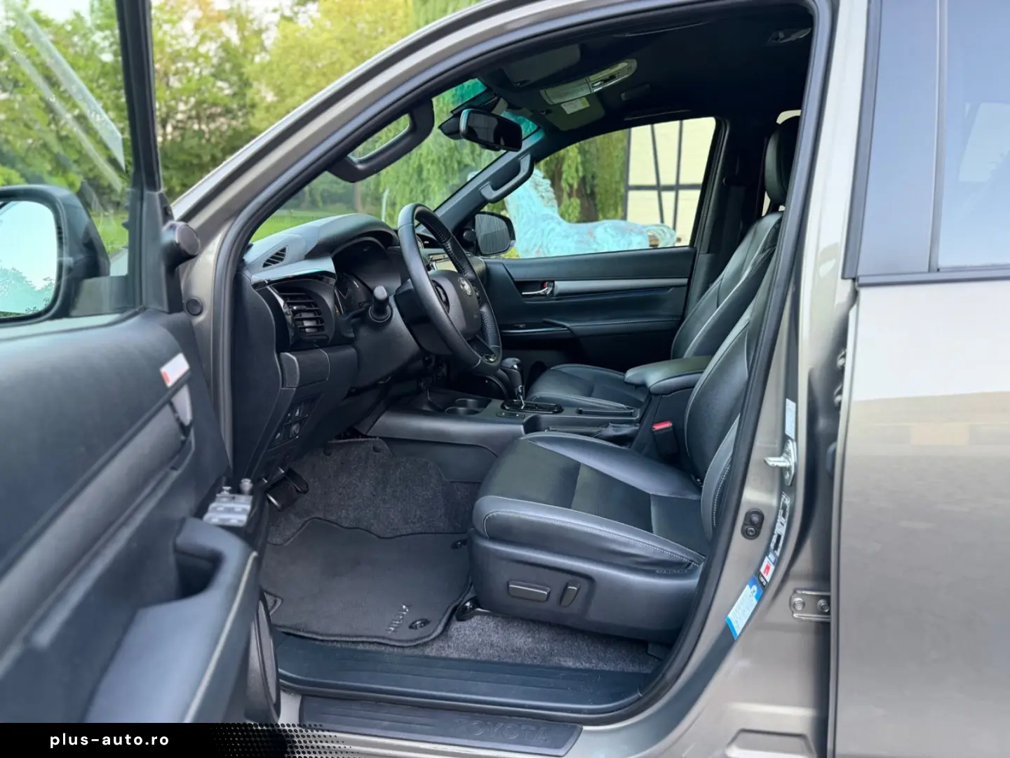 TOYOTA Hilux 2.8 D-4D 4Wd Invincible JBL ACC RFK Oxyd