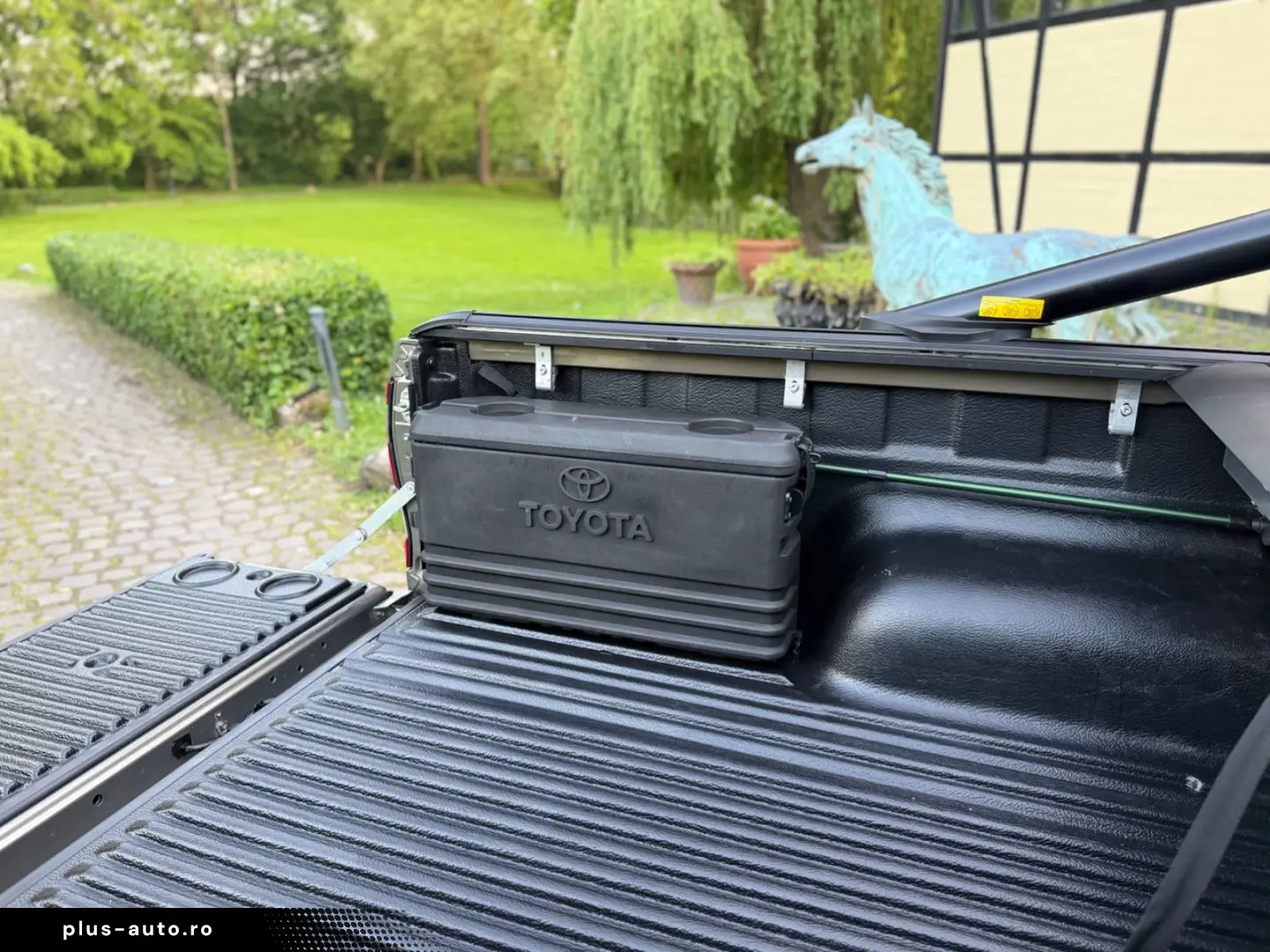 TOYOTA Hilux 2.8 D-4D 4Wd Invincible JBL ACC RFK Oxyd