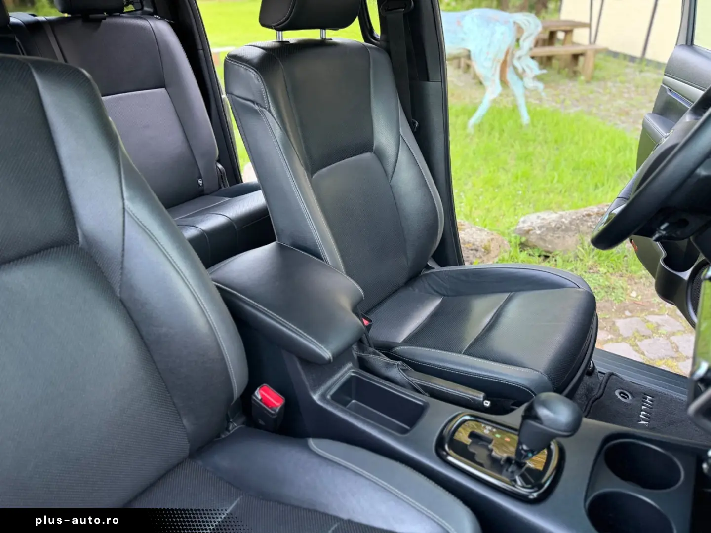 TOYOTA Hilux 2.8 D-4D 4Wd Invincible JBL ACC RFK Oxyd