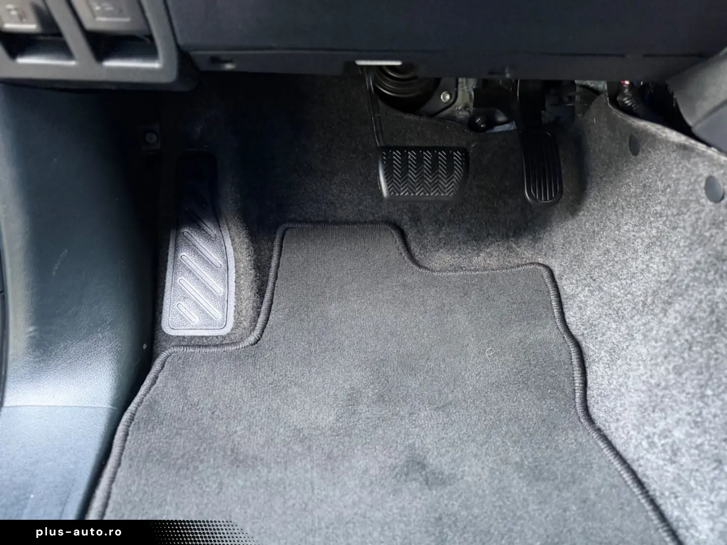 TOYOTA Hilux 2.8 D-4D 4Wd Invincible JBL ACC RFK Oxyd