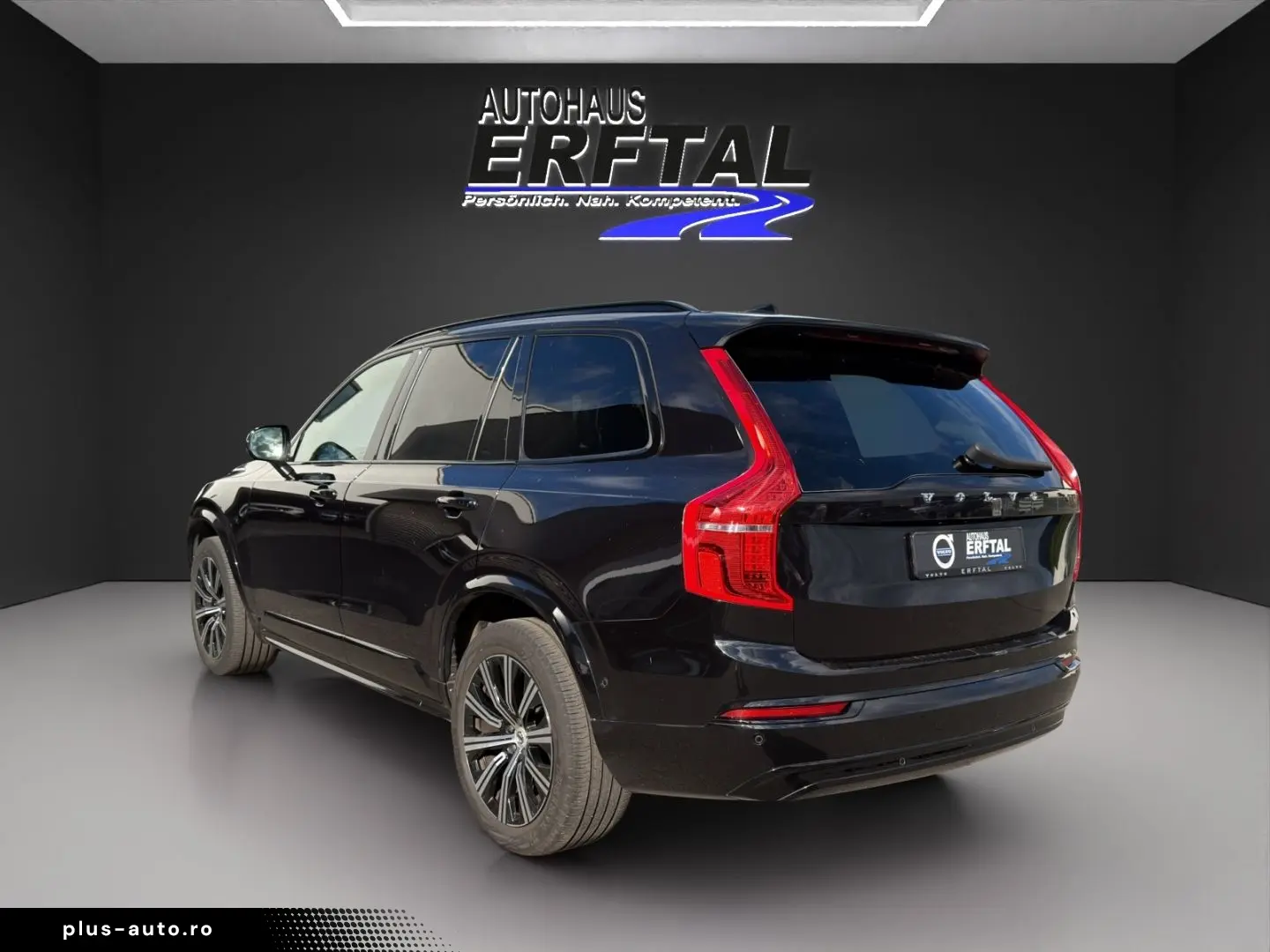 VOLVO XC90 B5 D AWD Plus Dark AHK Navi Digitales Cockp