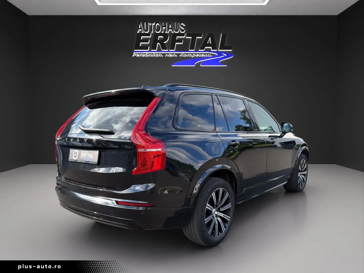 VOLVO XC90 B5 D AWD Plus Dark AHK Navi Digitales Cockp