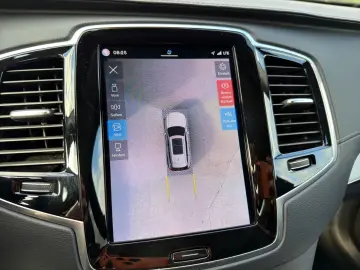 VOLVO XC90 B5 D AWD Plus Dark AHK Navi Digitales Cockp