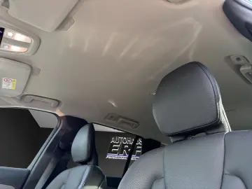 VOLVO XC90 B5 D AWD Plus Dark AHK Navi Digitales Cockp