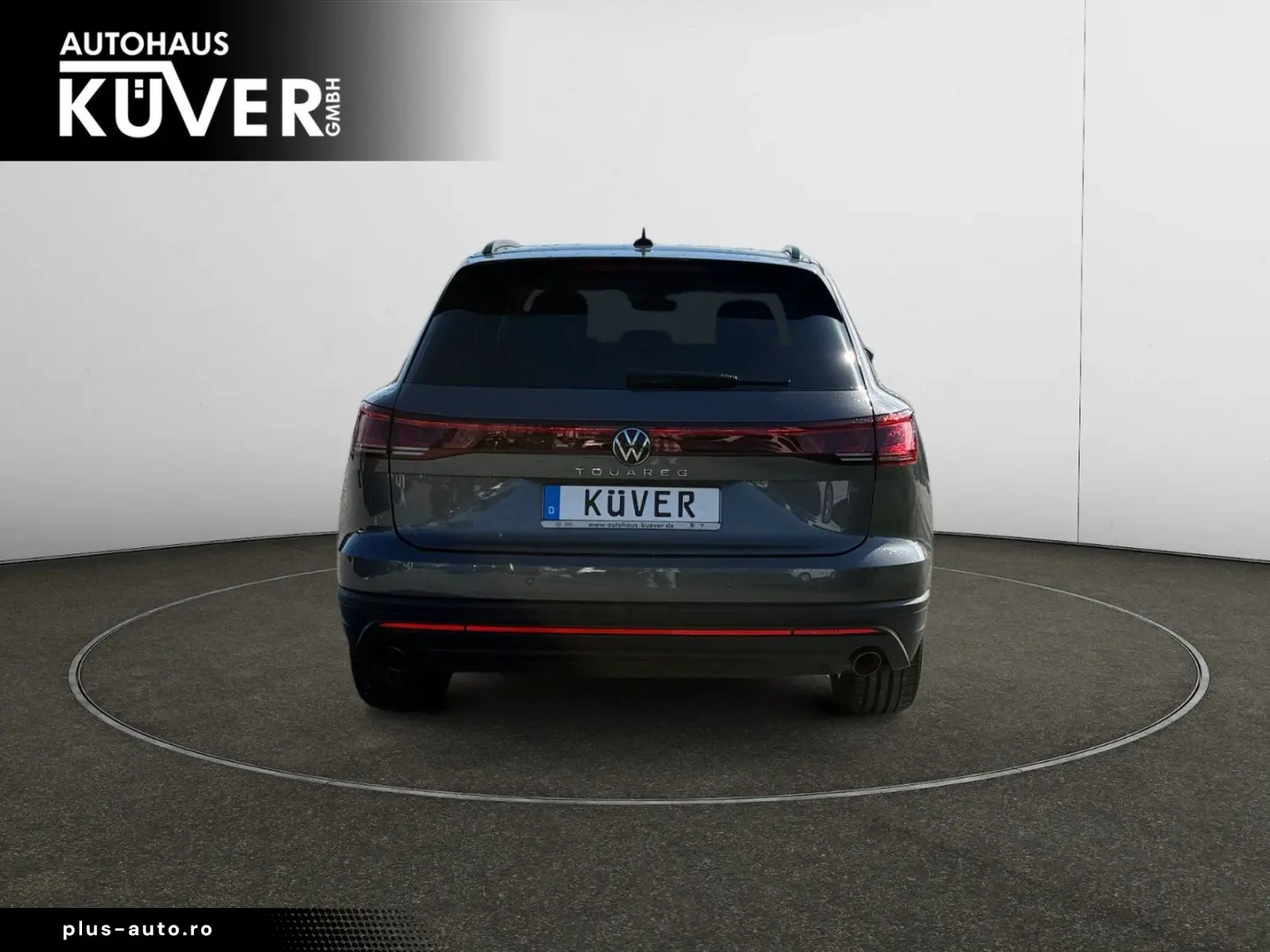 VW Touareg 3.0 TDI DSG 4M ACC AHK NAVI PANO