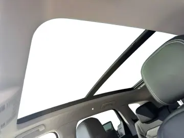 VW Touareg 3.0 TDI DSG 4M ACC AHK NAVI PANO
