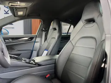 PORSCHE Panamera 4 E-Hyb Active Body Contr. · NP154.400€
