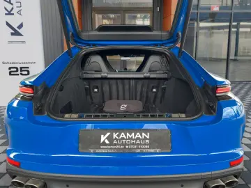 PORSCHE Panamera 4 E-Hyb Active Body Contr. · NP154.400€
